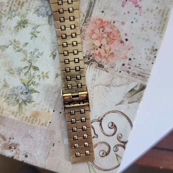 Vintage Watches Elgin Gold Tone Quartz Day Date Mens Dress Watch 1980s - Picture 7 of 10